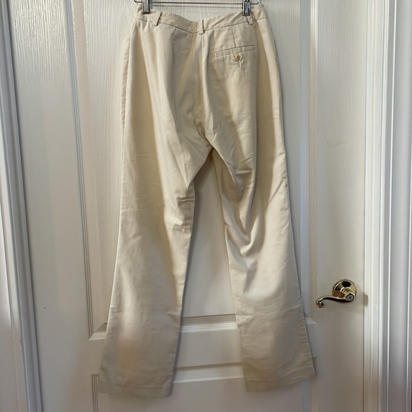 Lilly Pulitzer Straight Leg Khaki Pants. Size 2 - Picture 5 of 5